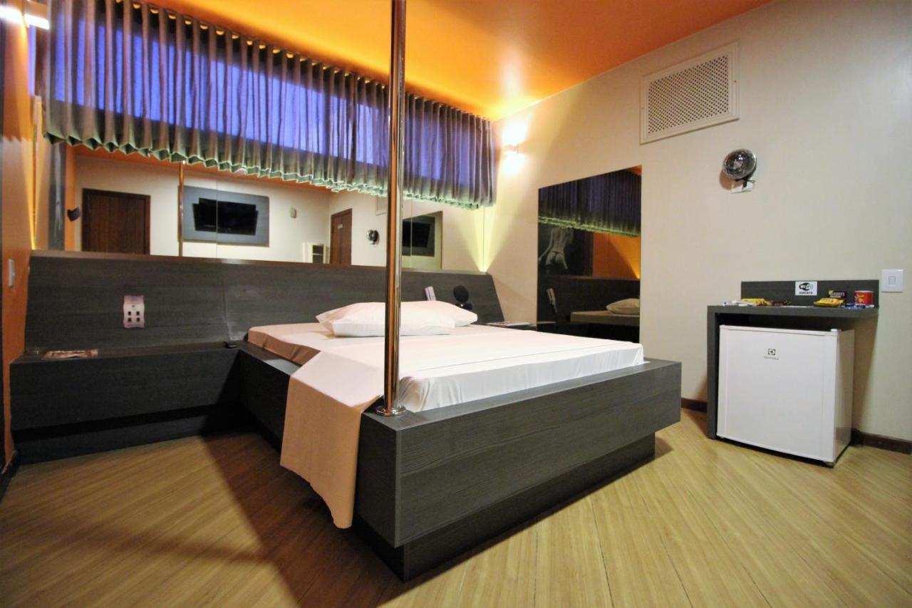 Status Motel Belo Horizonte Esterno foto